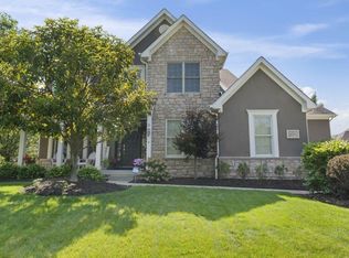 6555 Spring Run Dr, Westerville, OH 43082