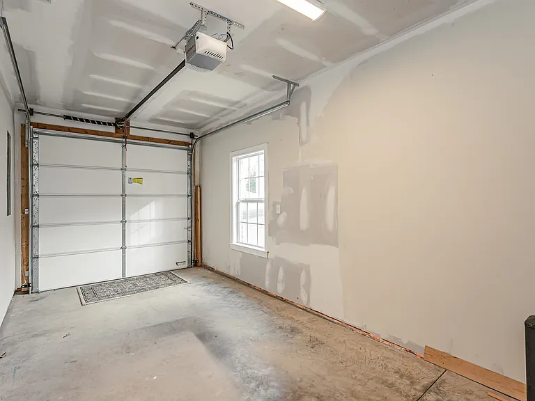 7380 Pebble Lake Dr — Photo 43