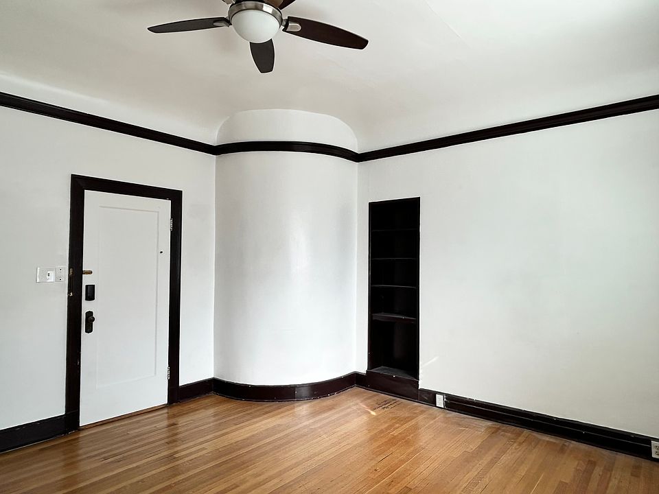 1st image of 305 Third Ave APT 7