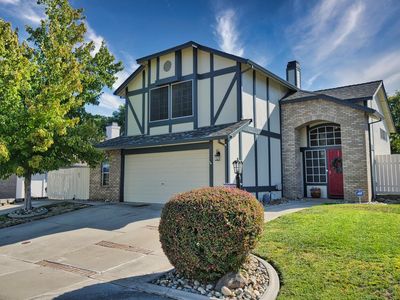 8210 Rambleton Way, Antelope, CA, 95843