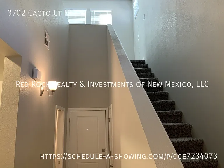 3702 Cacto Ct NE — Photo 4