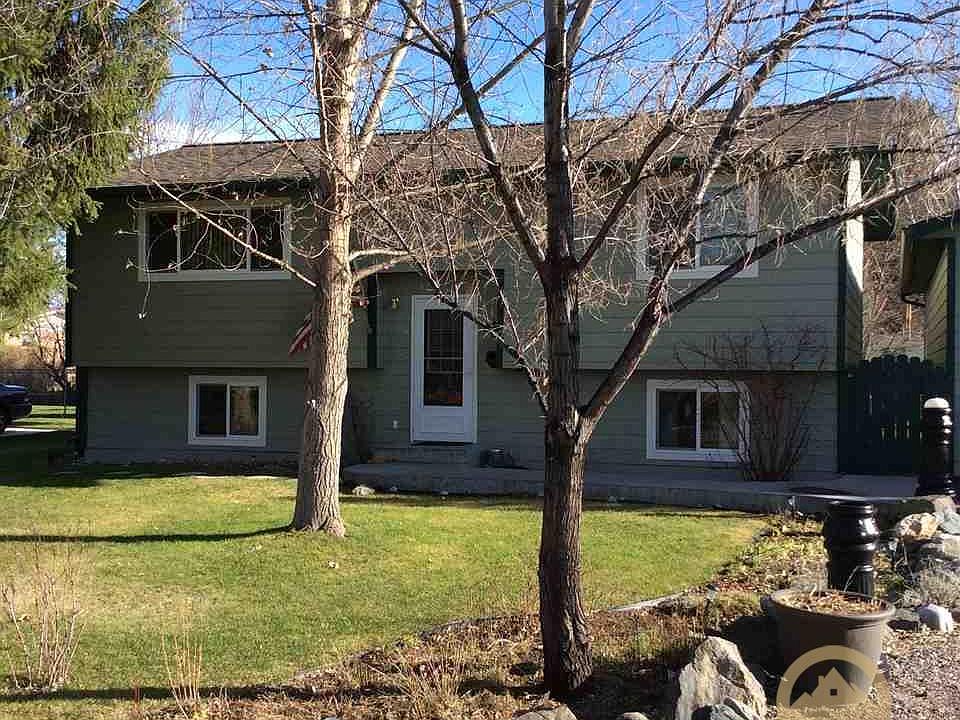 1st image of 406 Helen Dr