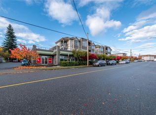 327 Prideaux St #201, Nanaimo, BC V9R 2N4