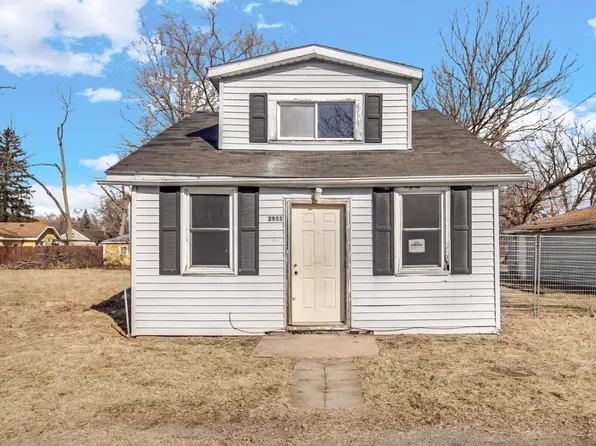 2955 Hampton Ct, Lake Station, IN 46405