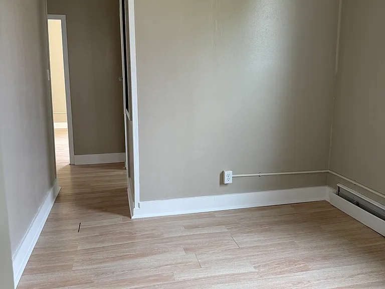262 Fond Du Lac Ave #1 — Photo 8