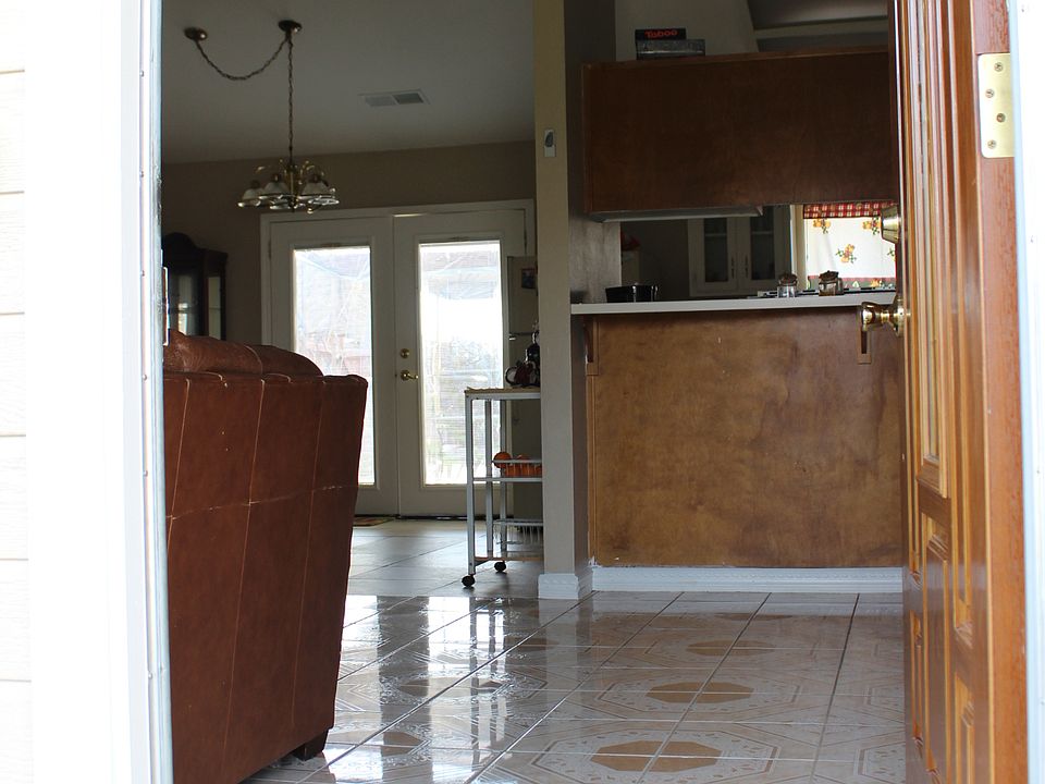 1st image of 2117 N Sowell Ct