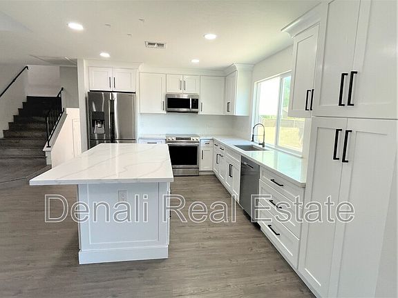 5th image of 4619 W Buffalo St