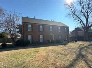 748 N Walnut Bend Rd, Cordova, TN 38018