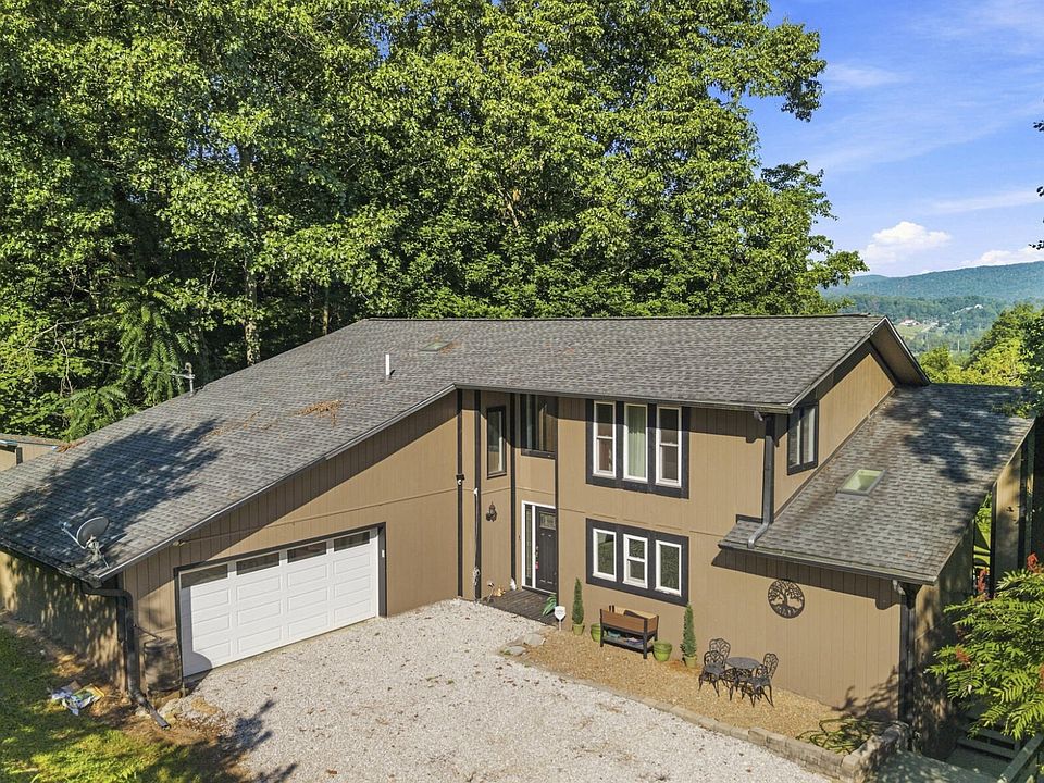 1st image of 770 Mount Paran Rd