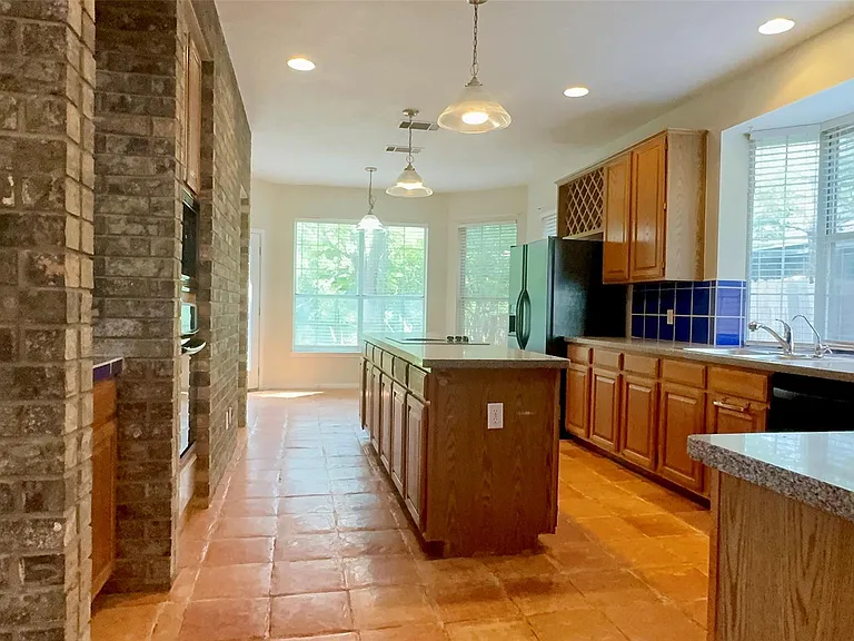 10813 Redmond Rd — Photo 6