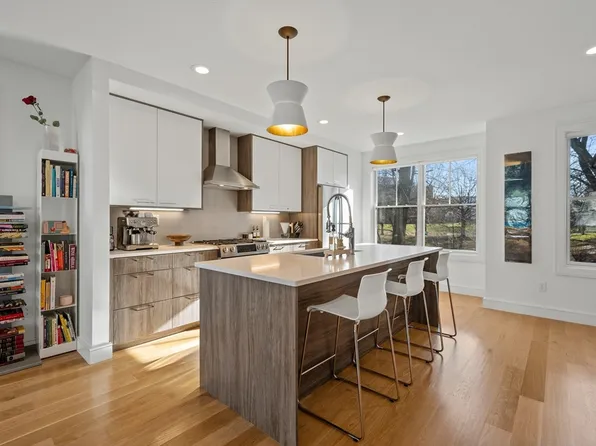 120 Child St #2, Jamaica Plain, MA 02130