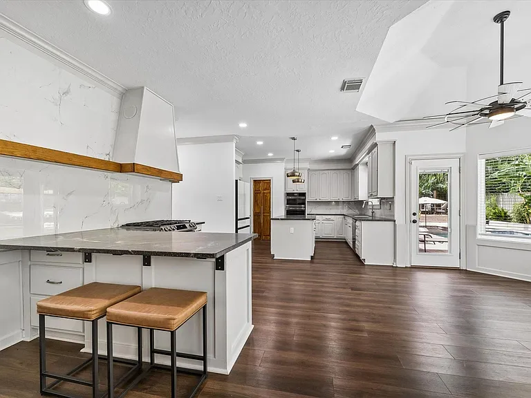 1534 Mission Springs Dr — Photo 17
