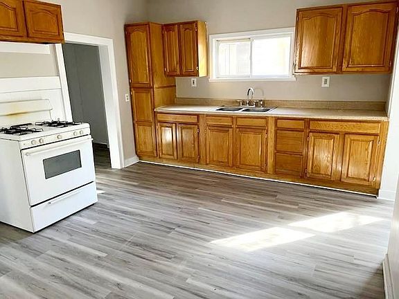 5th image of 187 Glasgow St #1