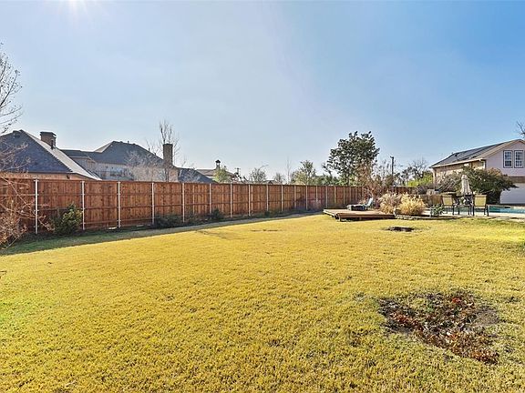 2nd image of 10204 Woodford Dr Lot 7