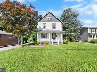 419 Fairview Rd, Woodlyn, PA 19094