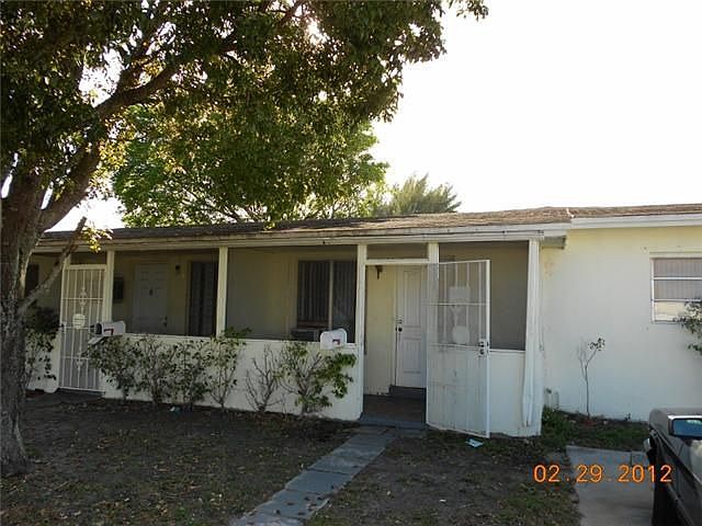 2nd image of 351 NE 4th Ave