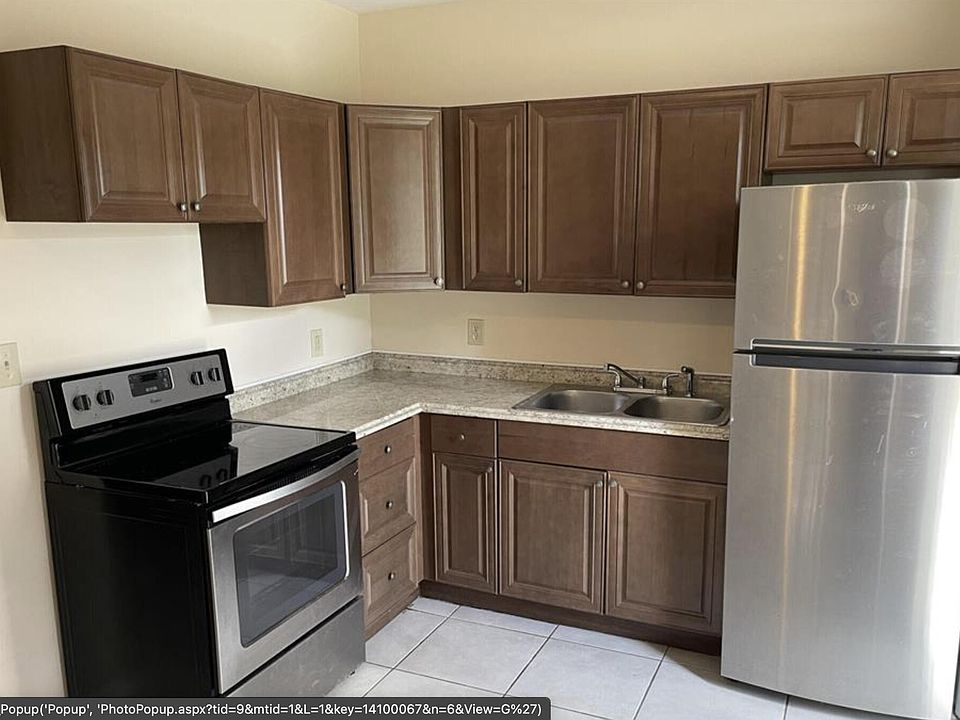 2nd image of 1328 Lee Street