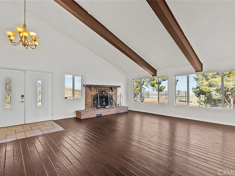 1138 Lakeview Dr — Photo 14