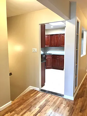 Rented by Amorelli Realty | media 28