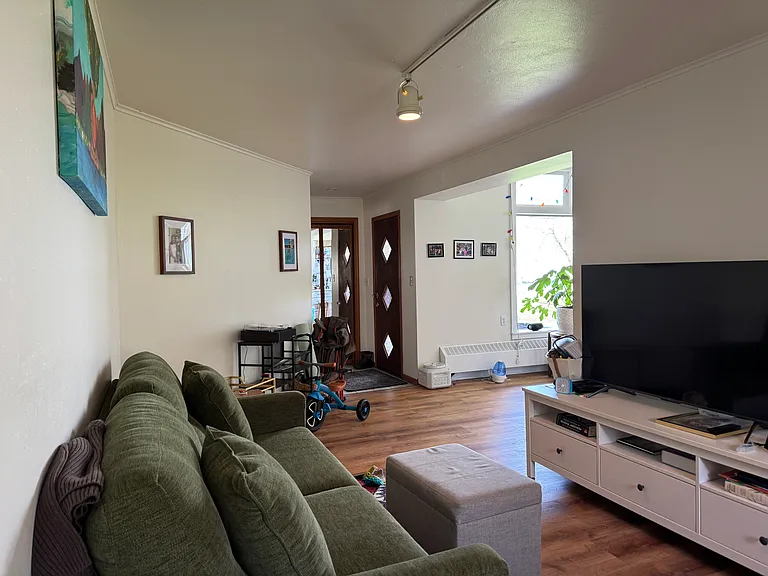 3048 Waunona Way — Photo 20