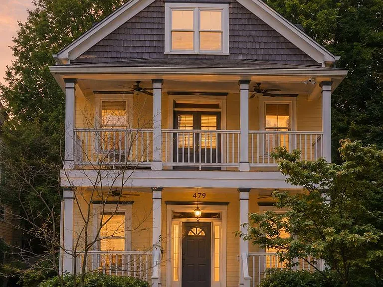479 Woodward Ave SE — Photo 1