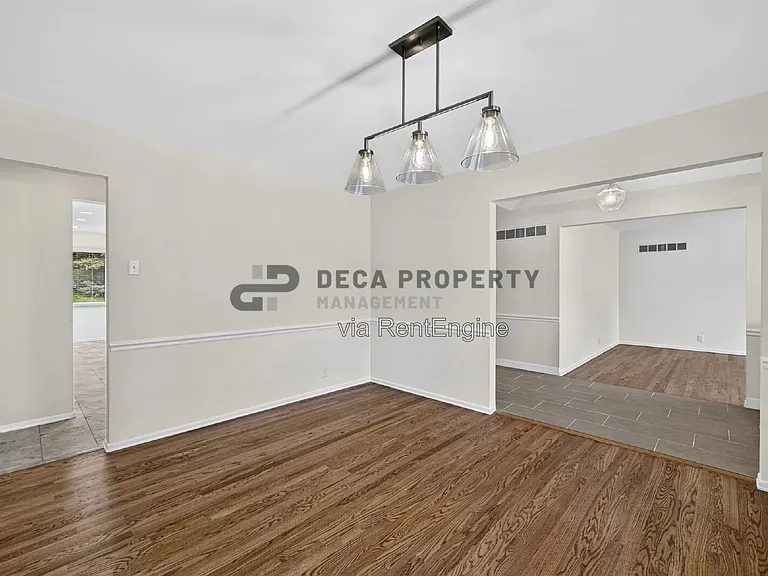 10327 Dorenshire Ct — Photo 12