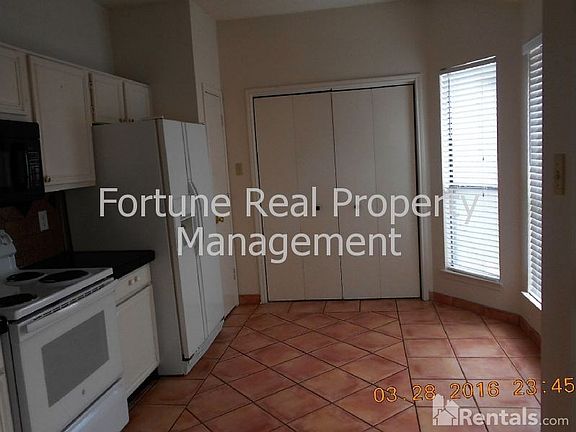 5th image of 6709 Driffield Cir E