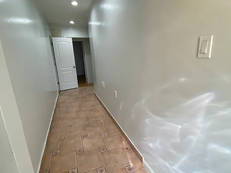 336 Scranton Ave #1 — Photo 40