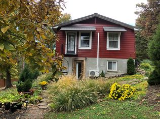 27 Hambrick Rd #A, Nitro, WV 25143