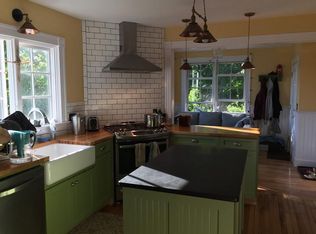 18 Atlantic Ave, Amesbury, MA 01913