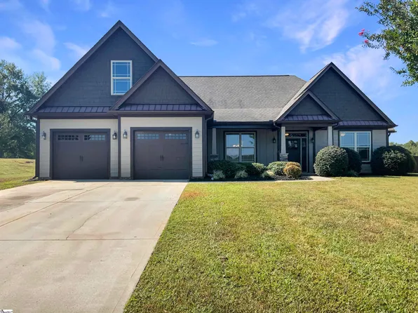 917 Garnet Cir, Chesnee, SC 29323