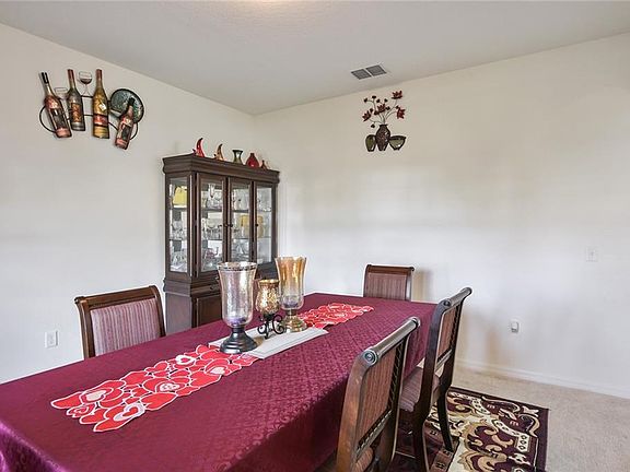 4th image of 161 Highland Meadows St