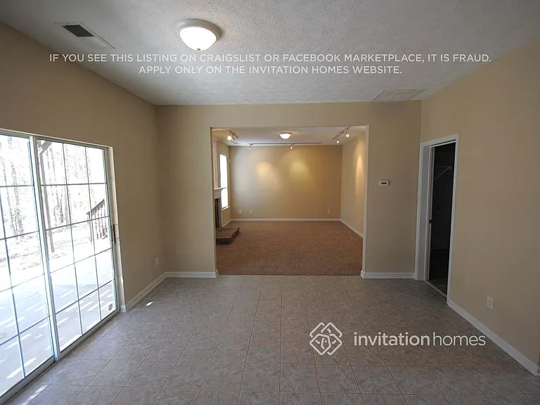 340 Magnolia Walk Ln — Photo 4