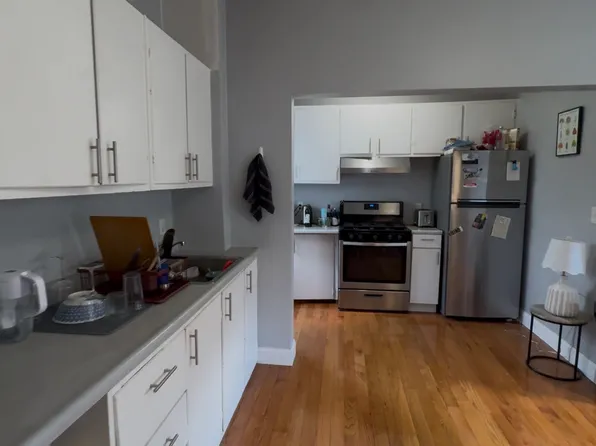 564 Putnam Ave, Cambridge, MA