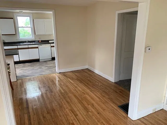 207 Jefferson Ave — Photo 4