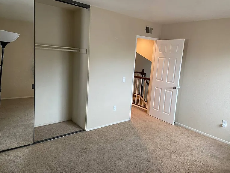 10695 Chinon Cir — Photo 2