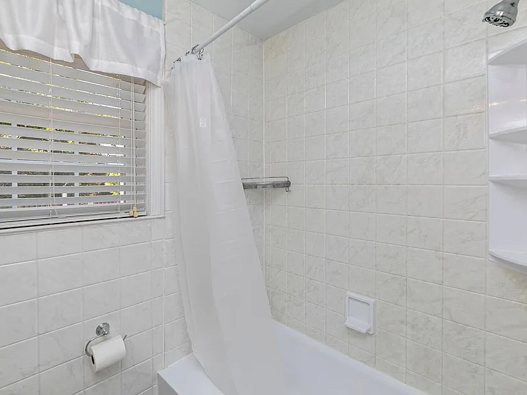 941 Evergreen Ave — Photo 35