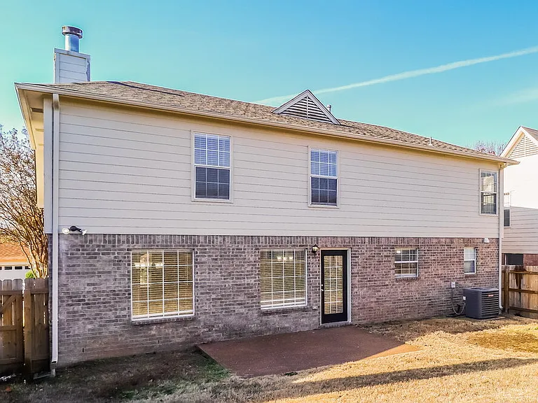 2786 Breezy Ridge Trl — Photo 17