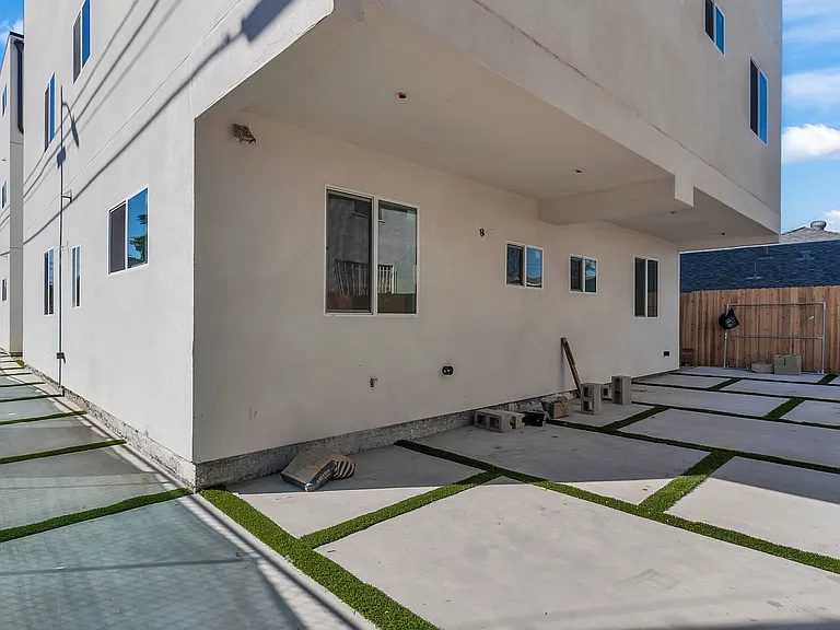 2843 Folsom St #A — Photo 5