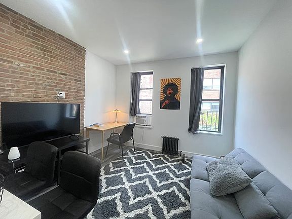 3rd image of 410 W 51st St APT 504