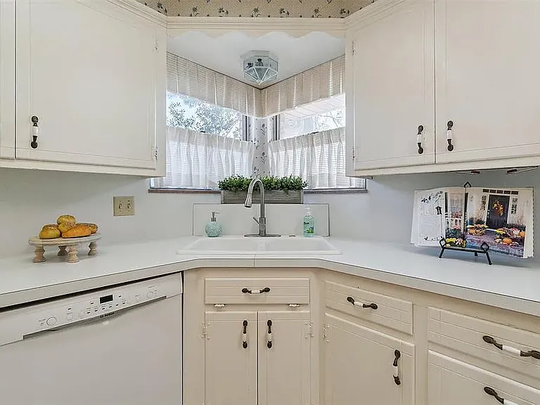 3612 Treadwell Dr — Photo 18