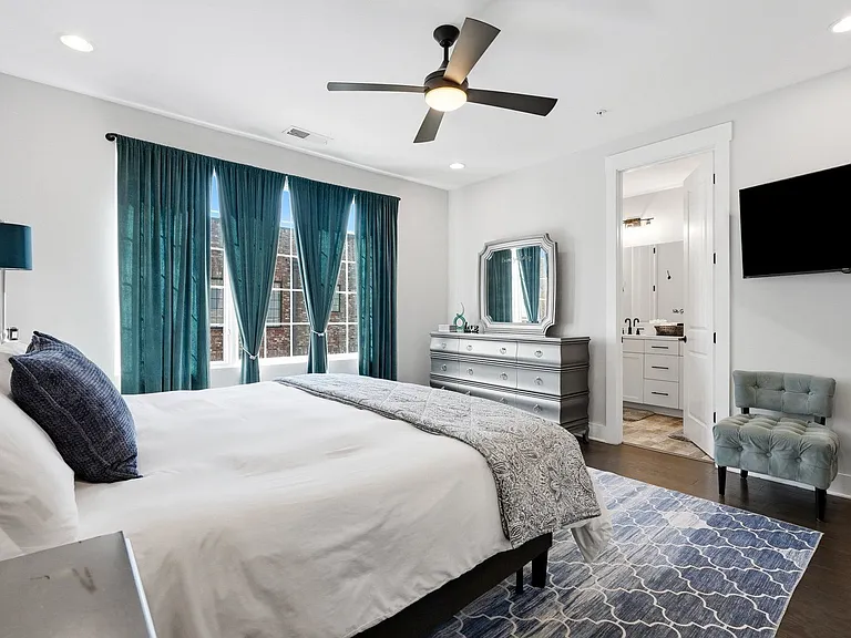 285 Castleberry Hill Walk SW — Photo 22