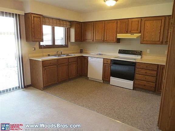 5th image of 1620 Eastridge Ave
