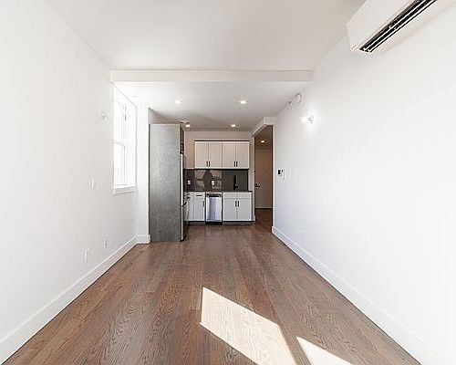 2nd image of 1365 Nostrand Ave #7C
