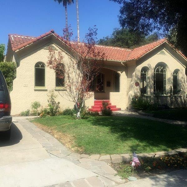 1st image of 731 S Griffith Park Dr