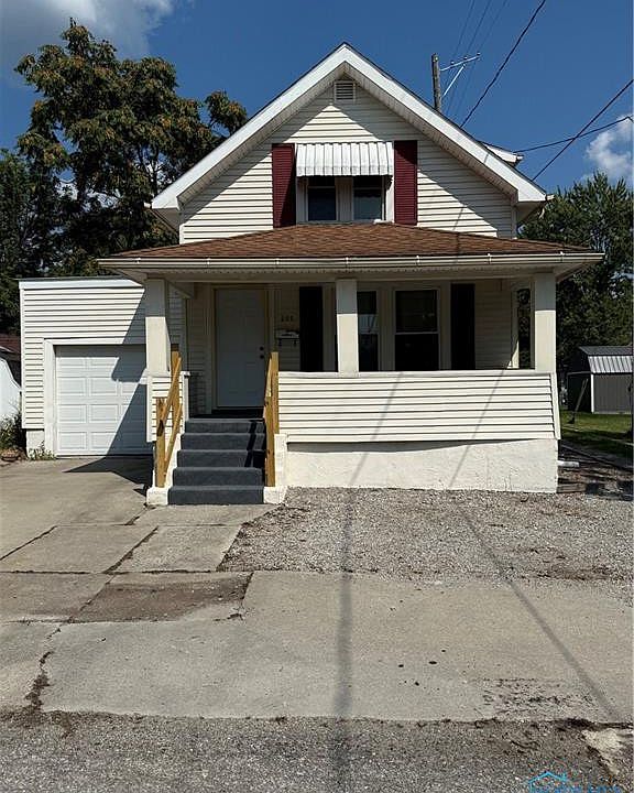 1st image of 202 Southworth St