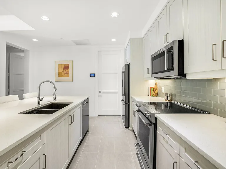 1035 3rd Ave S #215 — Photo 9