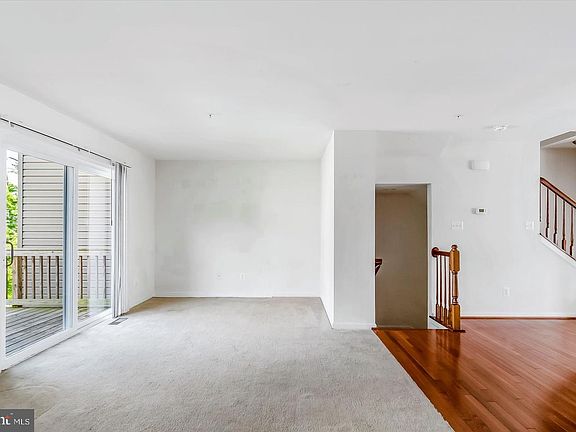 4th image of 4706 Wineleaf Ln