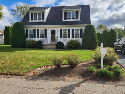 27 Hamlet Ct, Bristol, RI, 02809