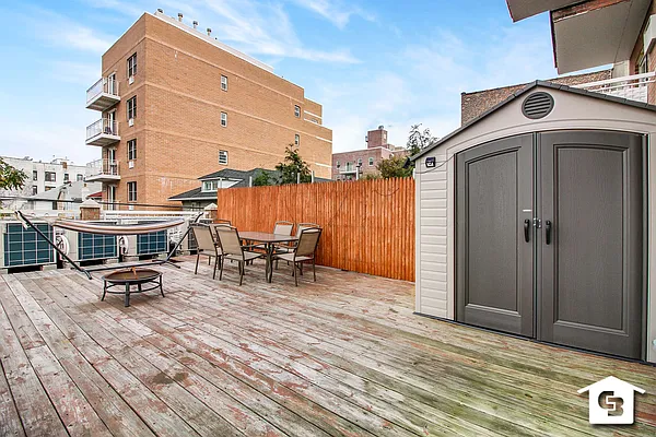 Sold by Coldwell Banker Reliable Real Estate | media 7